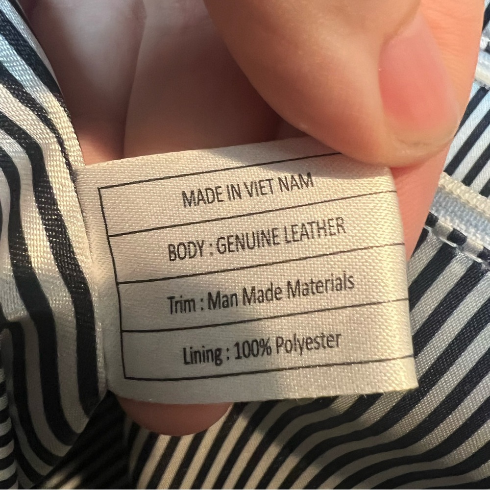 Genuine Leather hand Bag - Picture 8 of 11